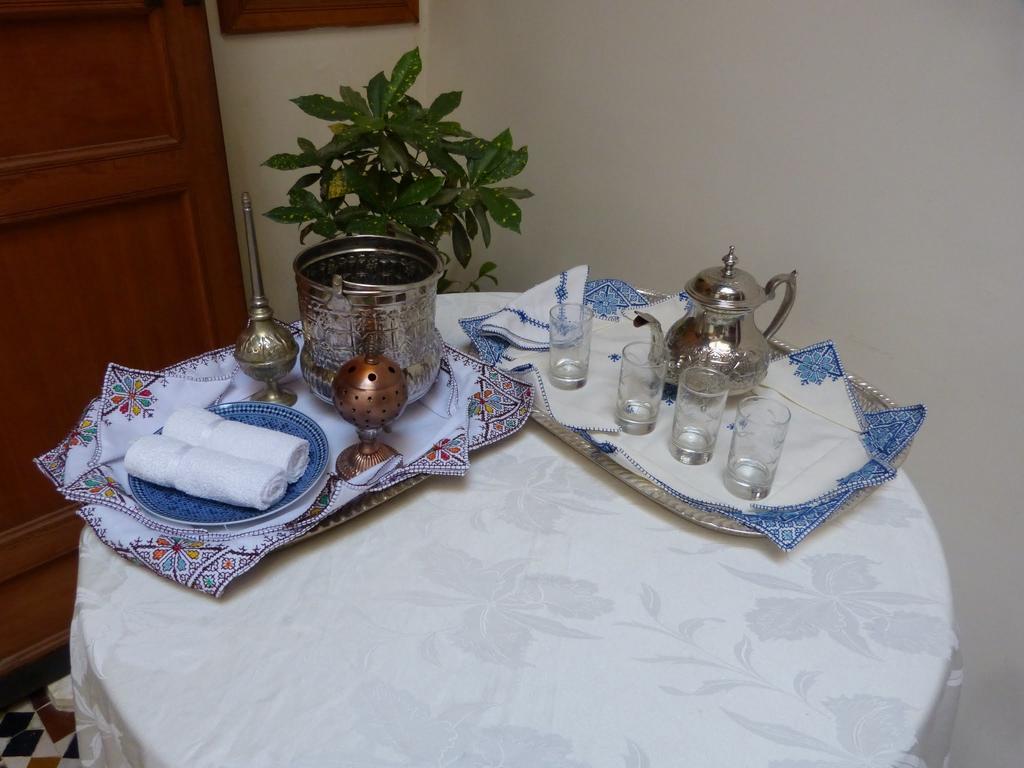 Hotel Dar Essoaoude - Fes Nejjarine Extérieur photo
